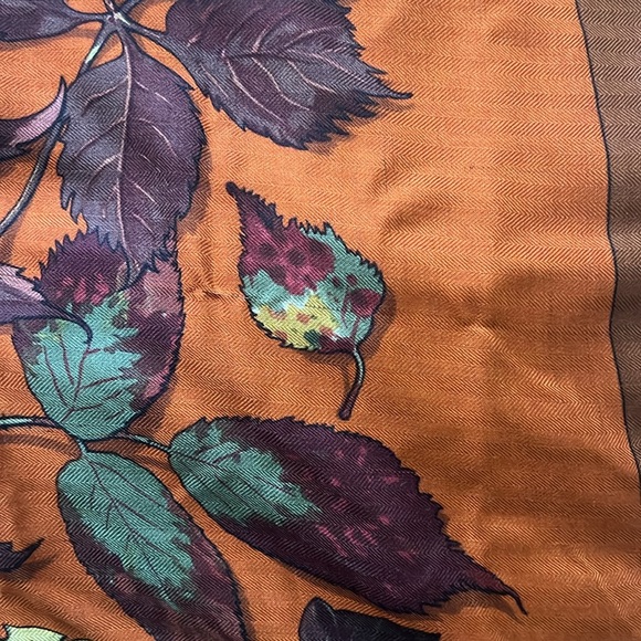 COPY - Hermes Scarf - Picture 5 of 6